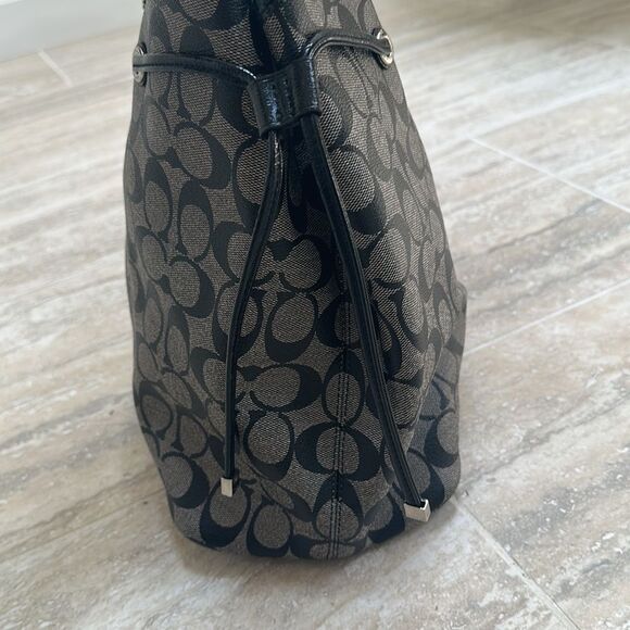 Coach signature tote bag black and gray - Picture 4 of 10